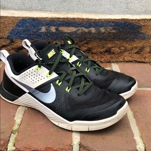 Nike metcon women size 8